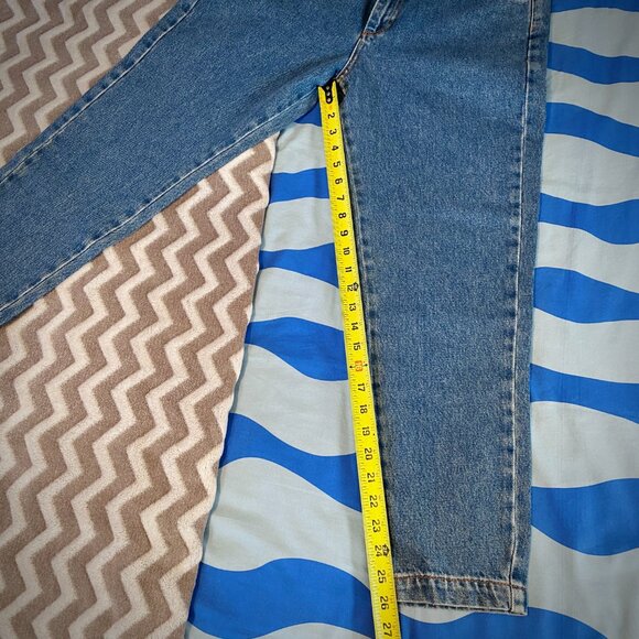 Lucy & Yak Dana Mom Jeans - Picture 5 of 9